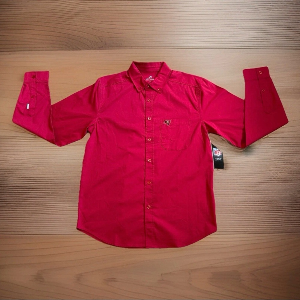 Antigua Men’s S Tampa Bay Buccaneers NFL Red Button Up Long Sleeve Shirt NWT
